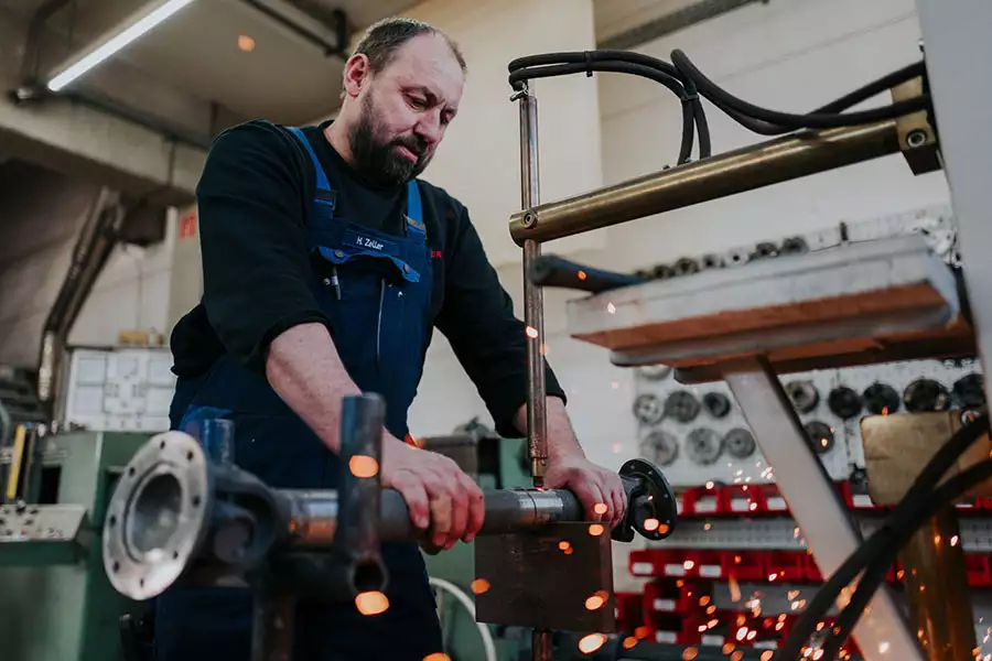 Arbeit als Mechatroniker Arbeit als Mechatroniker